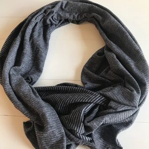 Lululemon Vinyasa Scarf